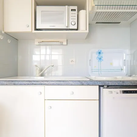 Dans De Vacances, Avec Piscine, Quartier Pironniere 4 Personnes 公寓 *